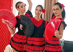 Hot Flamenco Lessons