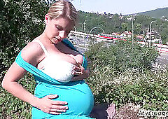 Massive pussy flaps pregnant, pregnant piss, hd big pussy piss