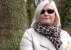 Teen and old lesbians lick each others juicy labia