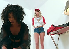 Ebony housewife Misty Stone fucks pretty pizza delivery girl Emma Hix