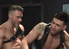 RagingStallion - Bodybuilder loves hard nailining