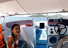 Rented a boat for a day & had sex on it with his Asian teen GF