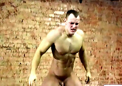 Now bodybuilder in pain