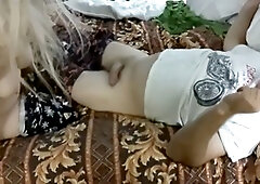 Super sexy mature Momma Vee gives her friend a blow job and gets laid!