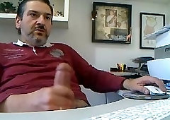 Daddy Likes to Show