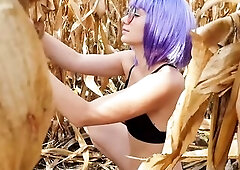 Pesti Lány Kukoricamezőn! Cute Beauty outside Suck/Blowjob the Farmer Male