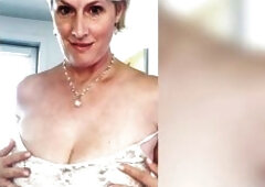mother I'd like to fuck Gave Her Boss a JOI To Assist With His Work Trouble