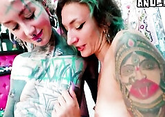 In the tattoo studio, 2 heavily inked alternative goddesses get things started hawt and enormous: dreadlocks tattoo artist Anuskatzz and her client Ed