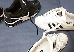 Sneaker cum, cumming in, sneaker sex