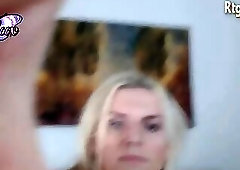 big boobs tranny milf stroking off her cock online