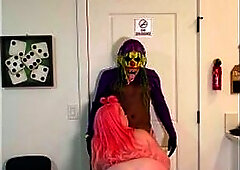 Thick White Hoe Keytheslurpologist Gets That Moist Soaked Wild Cunt Handled By Gibby The Clown!
