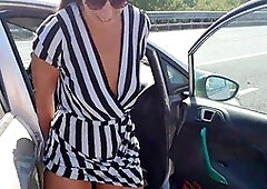 After a fun day at the beach, I definitely need to pee on the highway