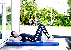 titjob by mother i'd like to fuck in leggins