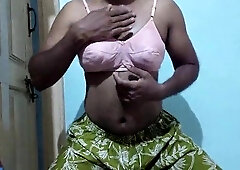 Caught with my GIRLFRIEND step-moms green colored kurtha and concludes up in ravaging