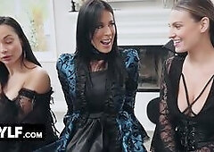 Dracula’s Wives Celebrate Thanksgiving with a Filthy Fuckfest