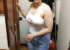 Colombian Latina with a shapely back gets a surprise massage from her neighbor