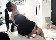 My butt is farting in my chocolate after eating