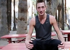 Runner, gay fit, slender