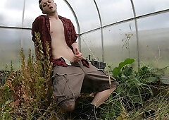 Super-Steamy & Perspiring Farm Fellow Redneck - Close up Drizzling Money-Shot