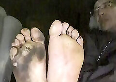 I FOUND SOME GREAT VERY STINKY HOMELESS FEET IN DOWNTOWN PHILADELPHIA