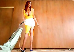 MILFY Bosses Wife Brandi Love Gets Spit-Roasted By Fresh Hires At Company Retreat