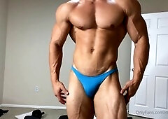 Guys, muscle worship, body builders