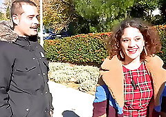 Elena de la Vega goes to hunt a good stallion in the street