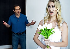 Jill Kassidy finds boss's wedding dress, but her Boss catches her