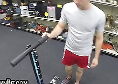 Real straight customer blowbanged 4 cash