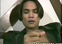 Asian amateur twink sucks and fucks his BF after oral