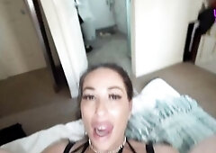 Cum over to Mamma Lahlah