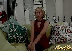 Foxy 48yr-old mother I'd like to fuck Jamie Foster undresses off her HOSE and Masturbates for u. One More Classic Gem from AuntJudy's Unriva