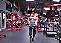 Muscle mother I'd like to fuck Susan K Shirt Rip PREVIEW