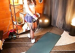 FITNESS HOTTY TRAINING FULL BODY WHITOUT PANTS AND TAKE A SHOWER ( TRAILER "THE RING" MOVIE SCENE )