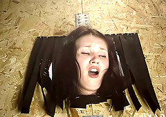 Satisfying Teen Spreads her Legs to Get It on with Everyone in the club