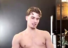 Young tiktok pornstar jeking and cum