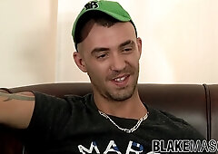 Tatted thug Jessy Karson jerks and thumbs his butt