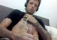 Dark-haired twink Maurice Crowbar pleasures himself in goth-themed Faphouse masturbation session