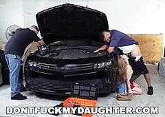 18yo Teen Lilly Ford Screws Dad's Mechanic Ally (dfmd15754)