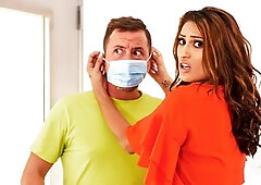 Sensual brown-haired chick Sommer Love likes intensive penetration