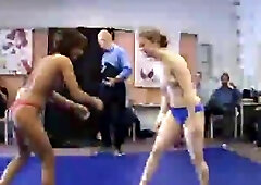 Nadege vs Charlyne: Amateur, Brunette  Vintage Porn