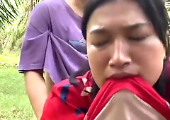 Yang Lagi Viral Ibu Tiri Dan Anak Tiri Ngewe Di Kebun Sawit.