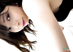 Introducing the sexy Yumi Kawai