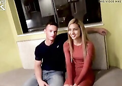 eighteen yo Teens Have Awkward Sex For The 1st Time