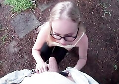 Unfathomable Oral sex in Town Park from Sexually excited Girlfriend
