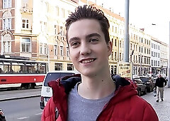 Bubble butt brunette guy cums after hard anal