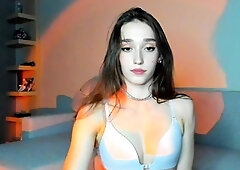 Amateur Webcam Teen Masturbates And Teases