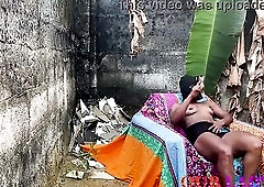 Slutty Amateur Ghetto Lovers outside with fingering and oral job