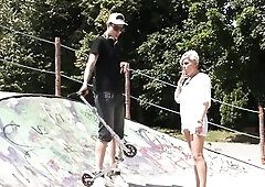 Sexy old tattooed bitch screwing a hard youthful skateboarder