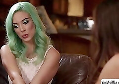 Jelena and Lana intense scissor sex